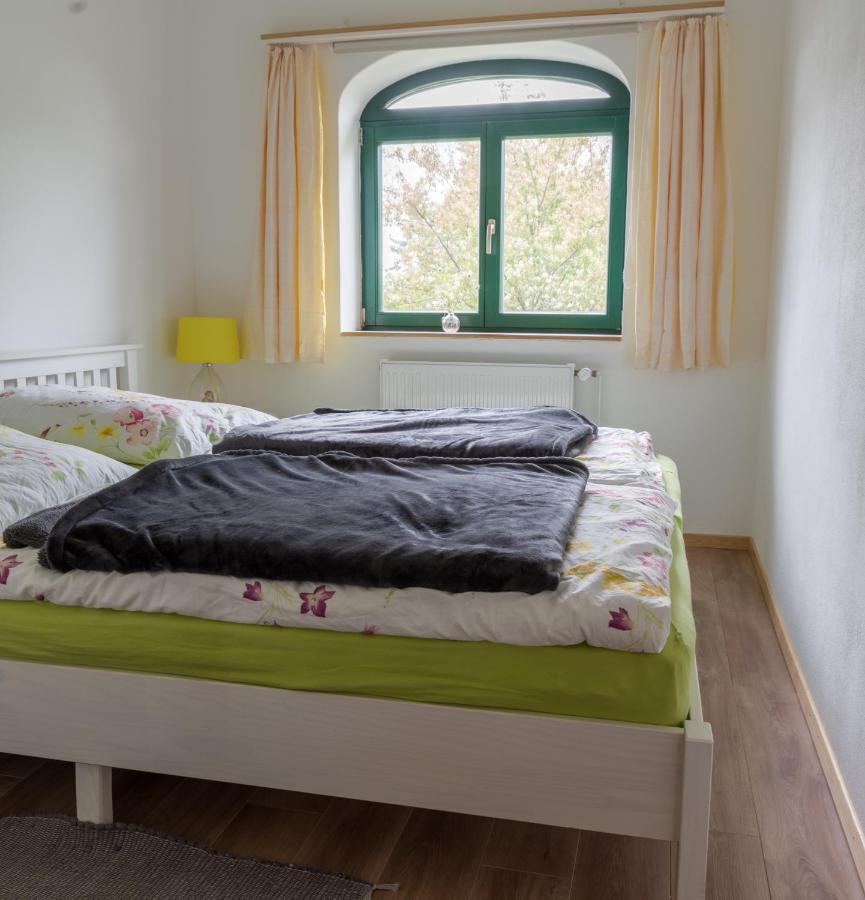 Entspannen Im Dorf Am See Zahren Kültér fotó